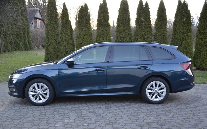 Skoda Octavia cena 86900 przebieg: 79000, rok produkcji 2021 z Bochnia małe 379